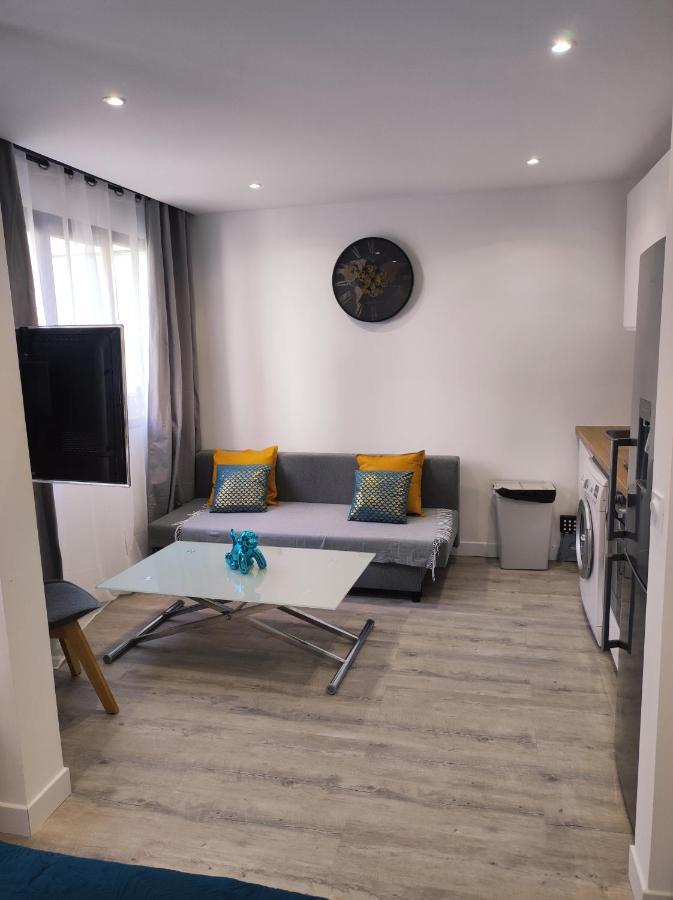 Lumineux Charming Appartement - Cozy Flat Le Chesnay  Kültér fotó